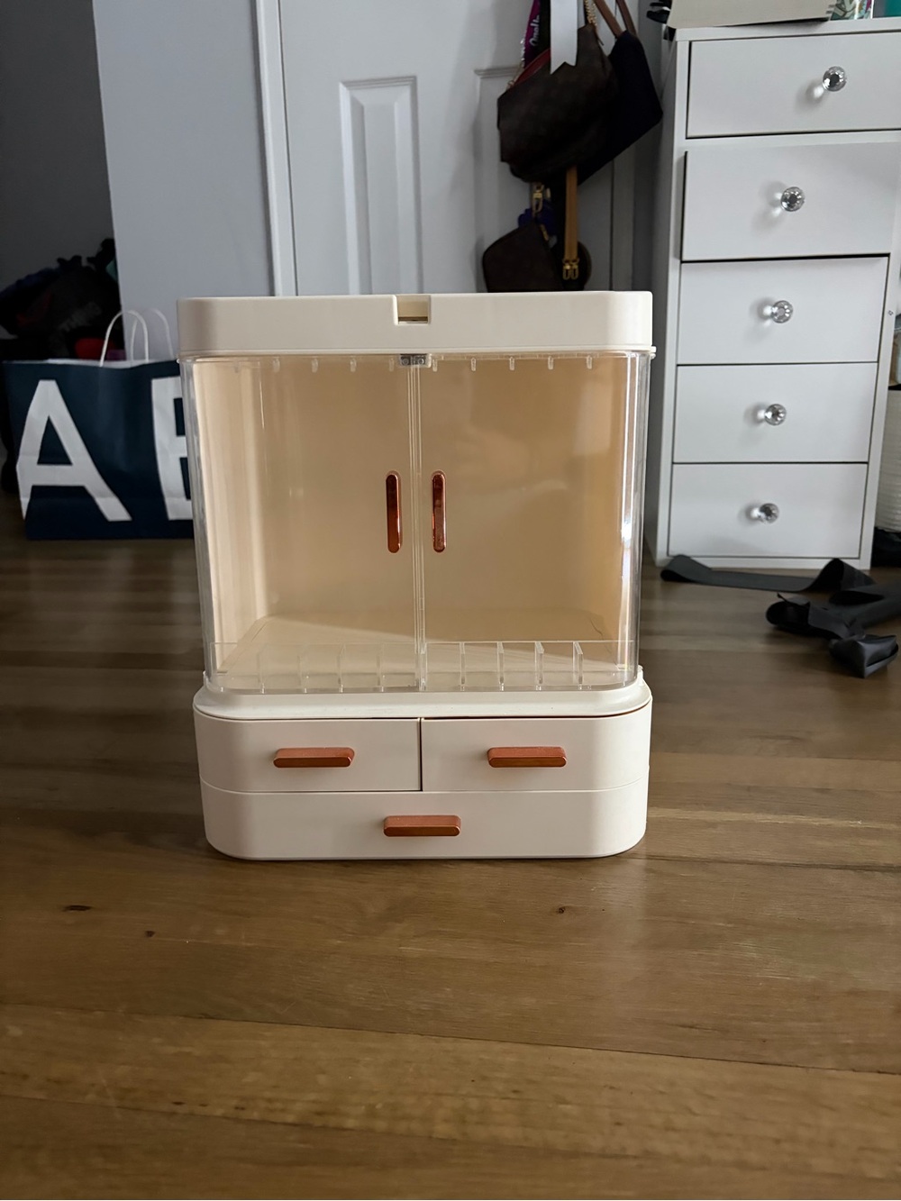 Compact Cream Makeup Organizer with Clear Doors and Tan Accents